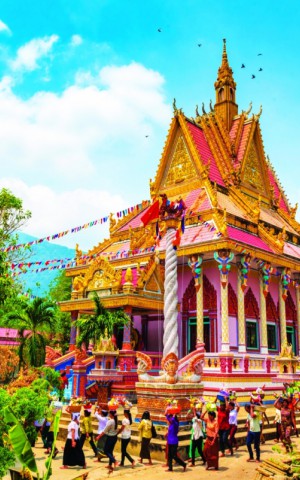 BẢN HÒA CA CỦA 54 SẮC MÀU: SUY NGẪM TỪ NGÀY VĂN HÓA CỦA CÁC DÂN TỘC VIỆT NAM