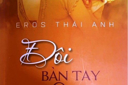 GIỚI THIỆU SÁCH: ĐÔI BÀN TAY MẸ - HÀNH TRÌNH GÌN GIỮ YÊU THƯƠNG GIA ĐÌNH TRONG THỜI ĐẠI SỐ
